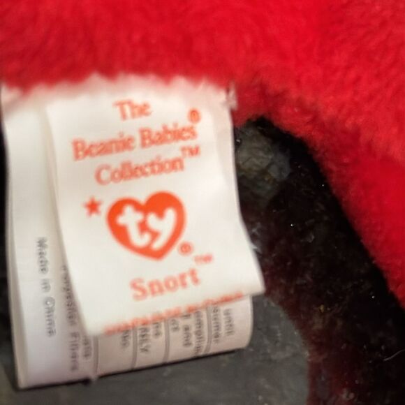 TY Beanie Baby "Snort" the Red Bull. All tags in place. Vintage dated 1995. - Picture 9 of 10